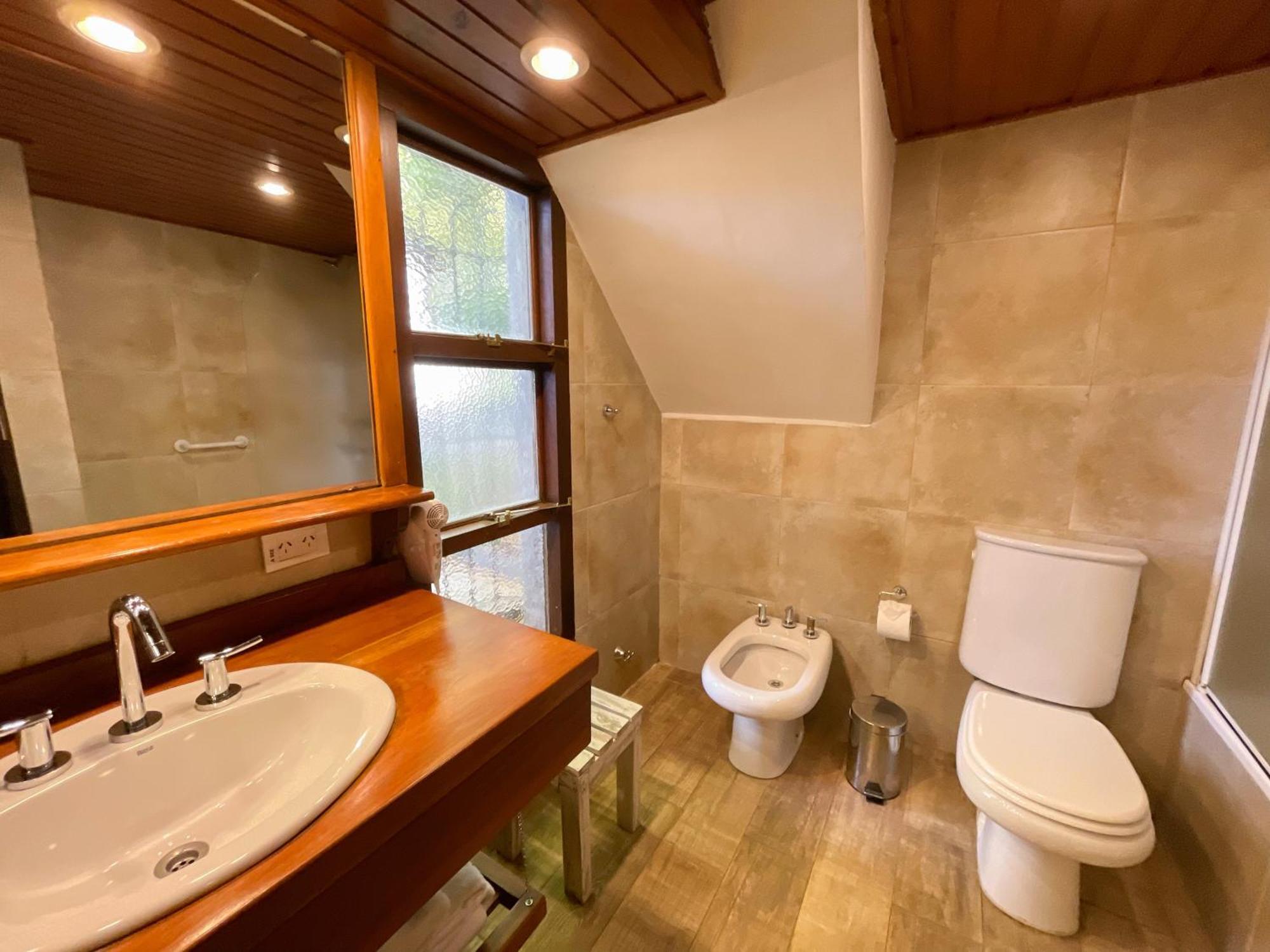 Pailahue Cabanas Lodge Сан-Карлос-де-Барілоче Екстер'єр фото