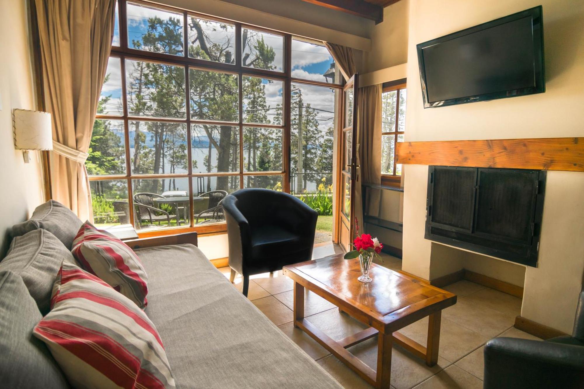 Pailahue Cabanas Lodge Сан-Карлос-де-Барілоче Екстер'єр фото