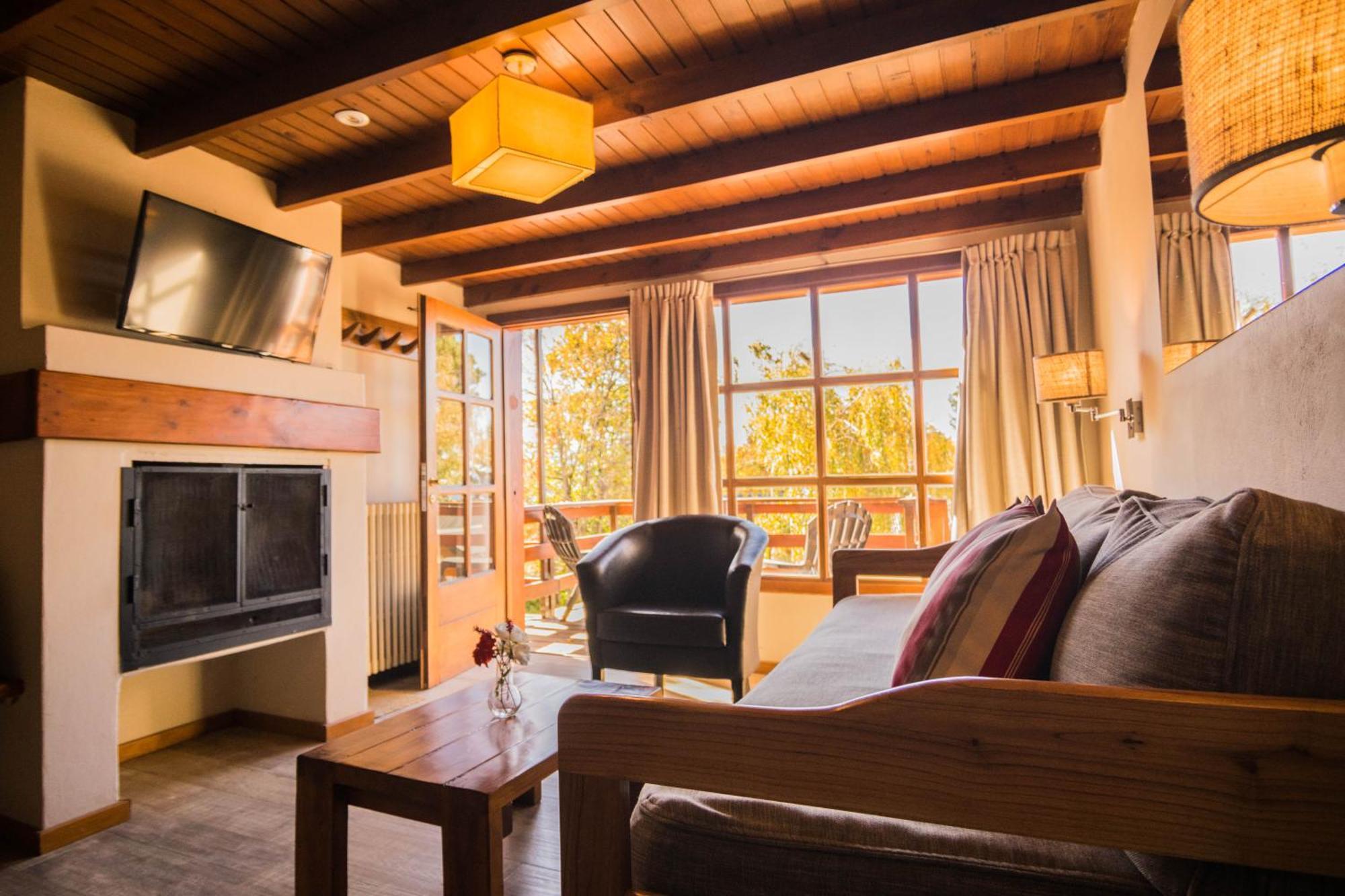 Pailahue Cabanas Lodge Сан-Карлос-де-Барілоче Екстер'єр фото