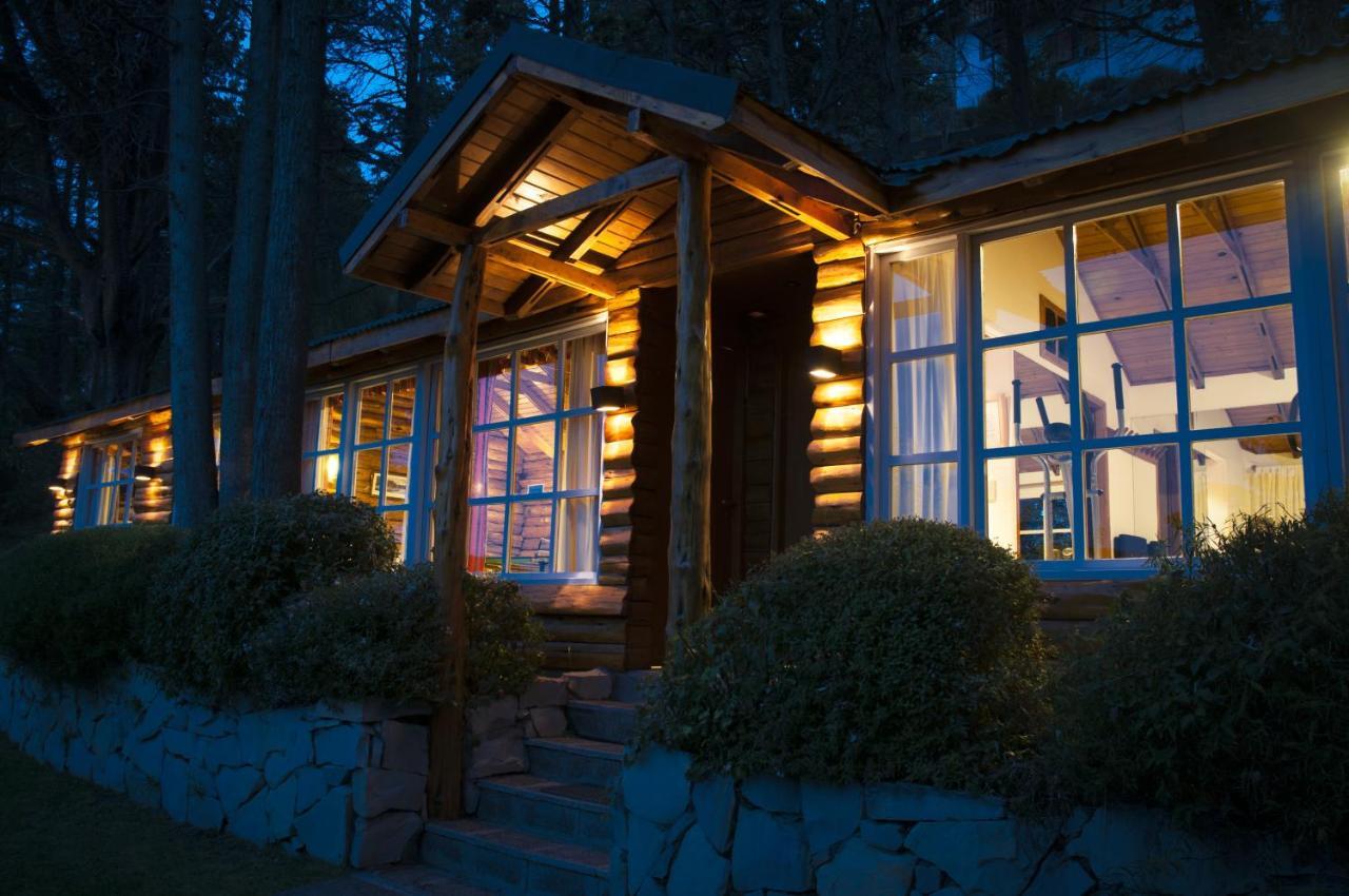 Pailahue Cabanas Lodge Сан-Карлос-де-Барілоче Екстер'єр фото